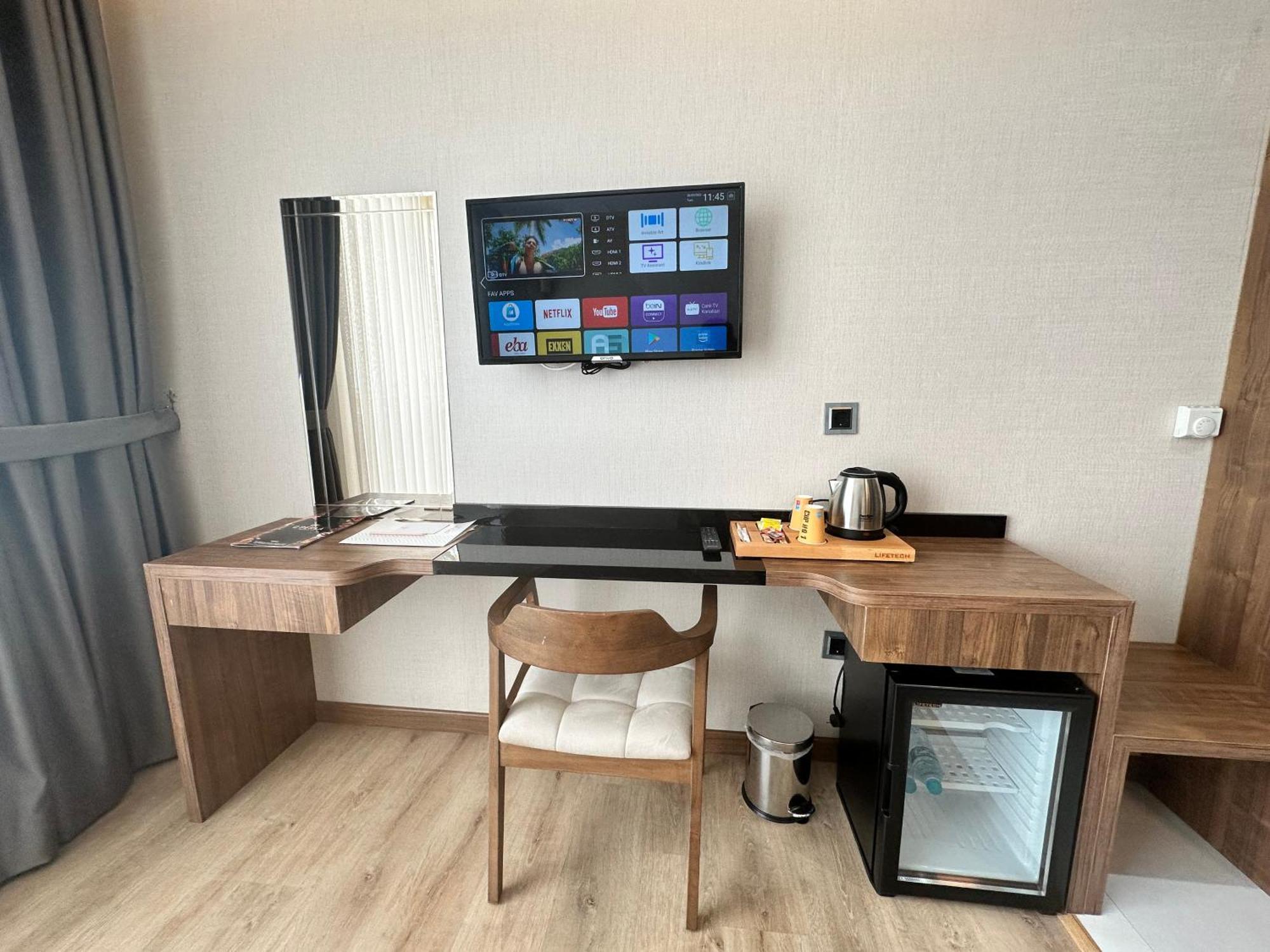 Trademark Collection By Wyndham Operla Airport Hotels Arnavutkoy Esterno foto